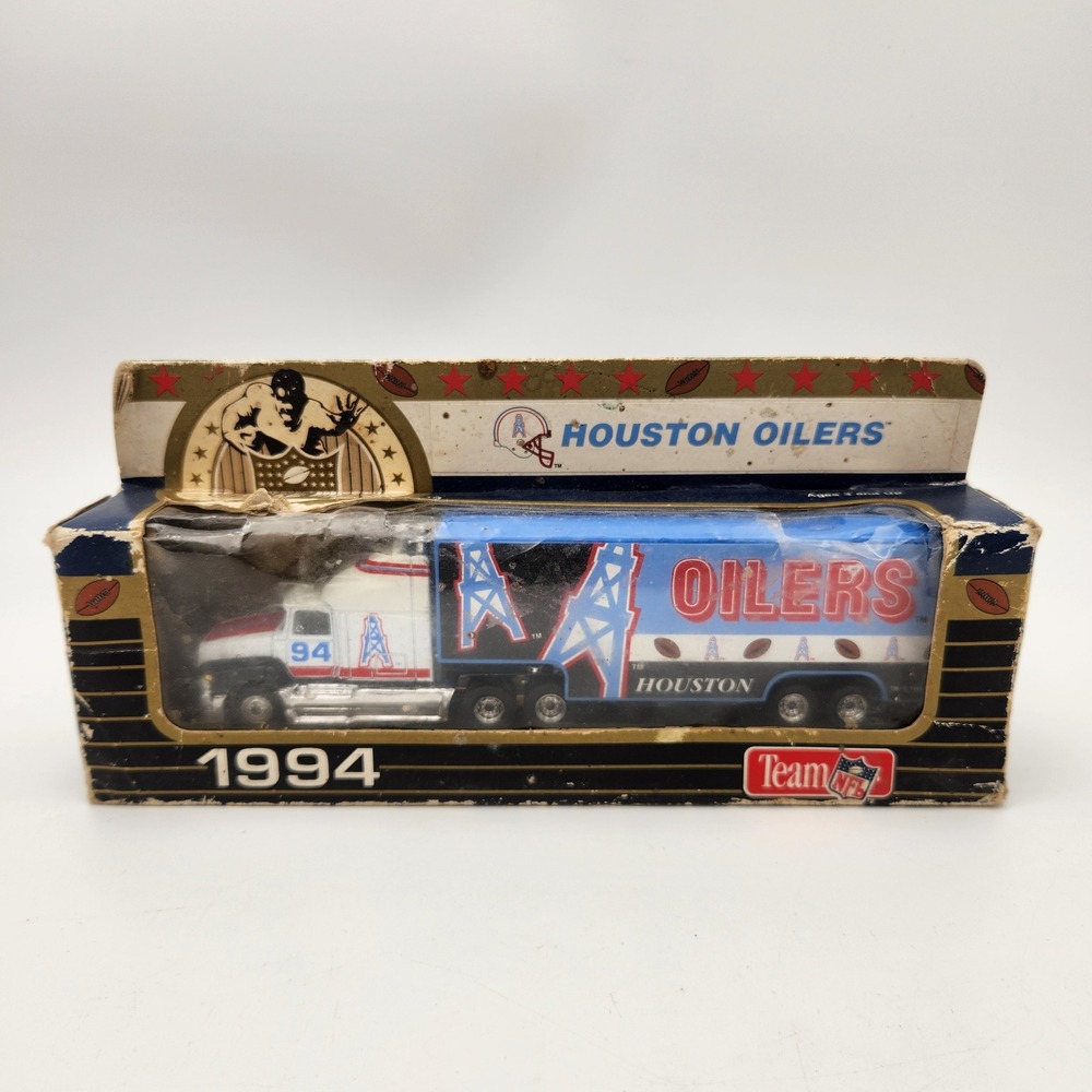1994 Matchbox Houston Oilers NFL Team Collectible Ford Aeromax Truck White Rose